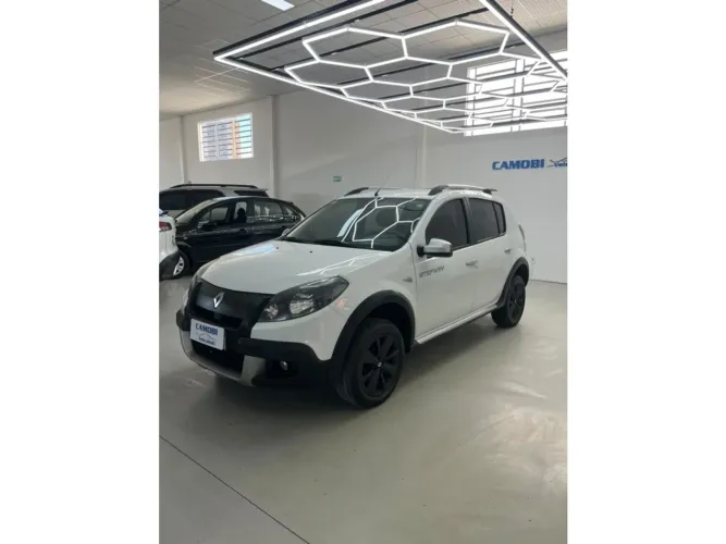 Renault Sandero Stepway Flex 1.6 16V 5P 2013