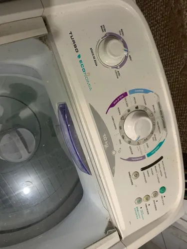 Vendo para reparo, retirada de peças ou conserto