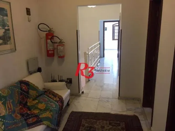 Casa com 8 dormitórios à venda, 204 m² por R$ 2.235.000,00 - Gonzaga - Santos/SP