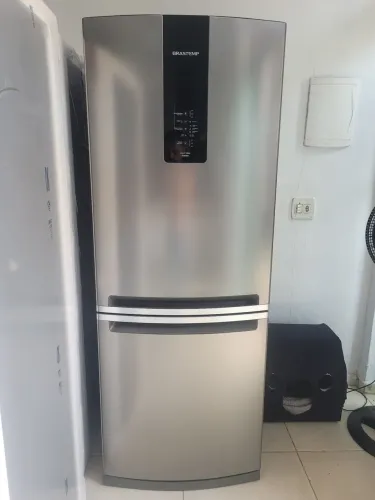Geladeira Brastemp ative inox inversa frost free 