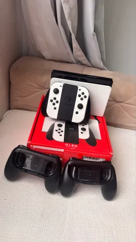     Nintendo Switch OLED 64GB + Case + Caixa Original + Acessórios 