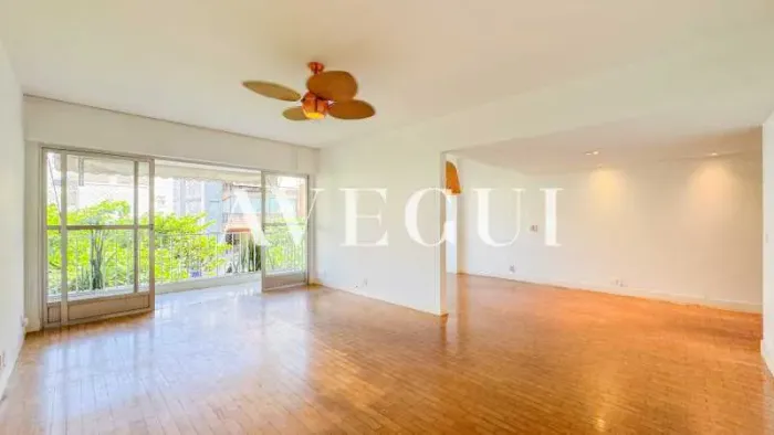 Apartamento 2 quartos, varanda, 1 vaga - Ipanema/RJ