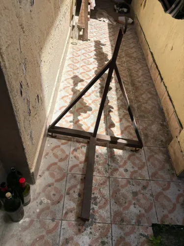 Suporte de parede pra saco de pancada