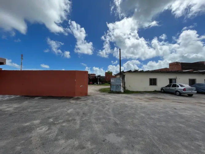 Excelente Terreno no Carlito Pamplona com 2.992m² (2 Matrículas) documentação 100% ok.