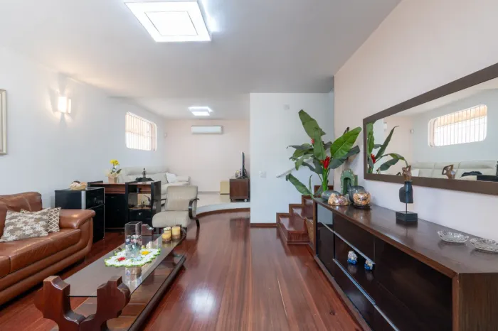 Casa para venda em Campo Belo com 3 quartos, sendo 1 suíte, 152m²