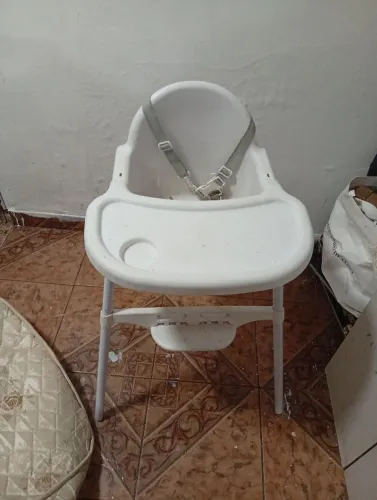 Cadeirinha de alimentação