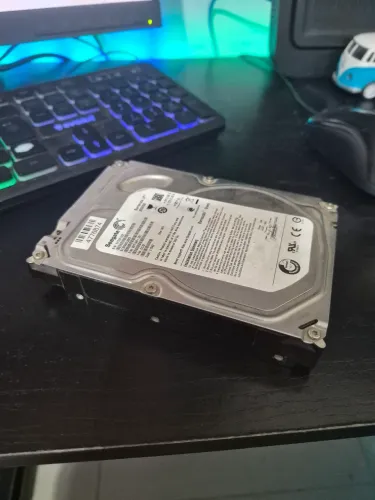 HD Seagate Barracuda 2TB (2000GB) 3.5" SATA PC / Desktop / DVR