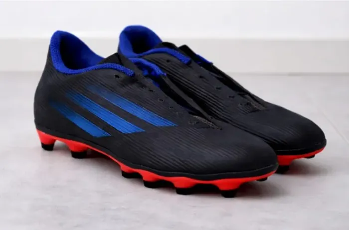 Chuteira semi nova speed flow 4.0