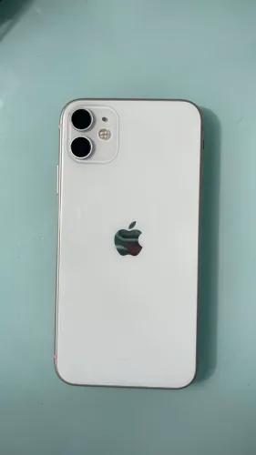 IPHONE 11- SEM MARCAS DE USO