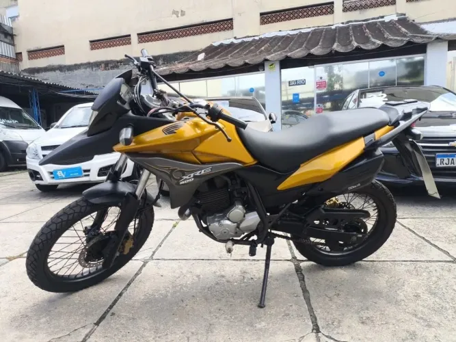 XRE 300