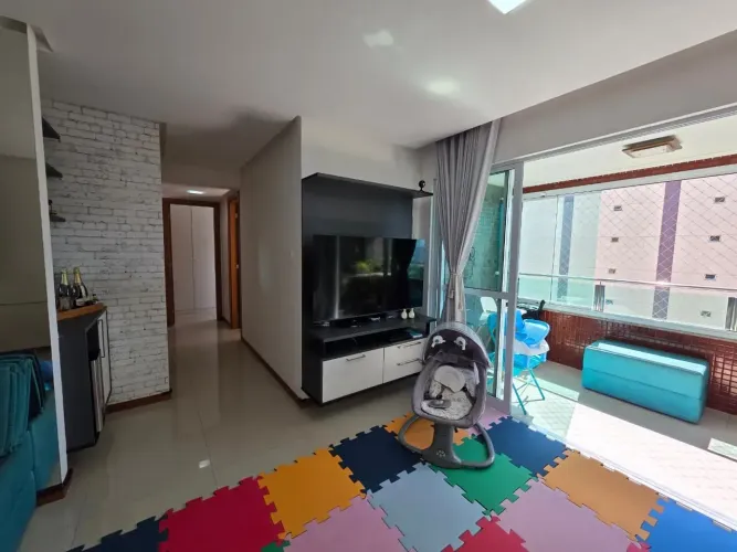ARMAÇÃO | Edf. Rio das Pérolas, apartamento 70m², 2/4 sendo 1 suíte, varanda