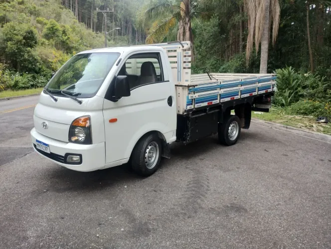 Hyundai HR 2.5 TCI Diesel (rs/rd) 2013