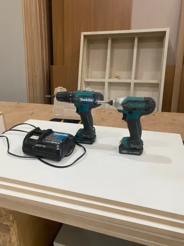 Vende -se Máquinas Makita em perfeito estado