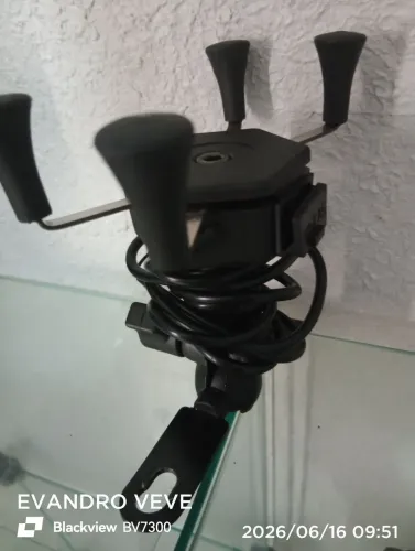 Suporte de celular para moto