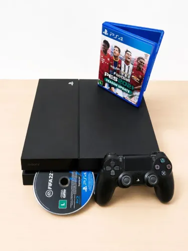PlayStation 4 Fat