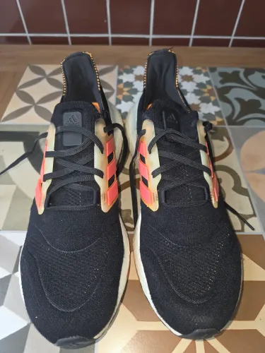 Tenis Adidas Booster