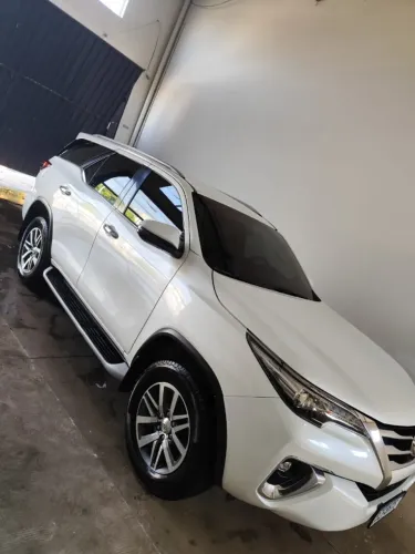 Toyota Hilux SW4 SRX 4X4 2.8 TDI 16V Dies. Aut. 2018