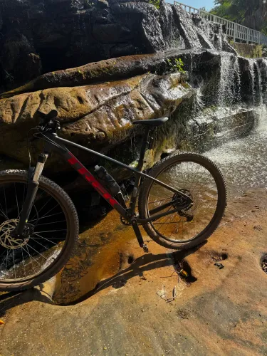 Bicicleta TREK Marlin 5 Gen 3 2025