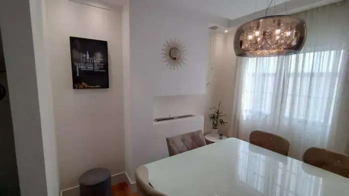 Lindo Sobrado em condominio Fechado 03 dormitórios 1 suite 02 vagas