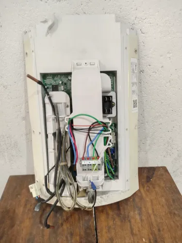 Placa da condesadora Midea inverter 9.000 BTUS funcionando perfeitamente