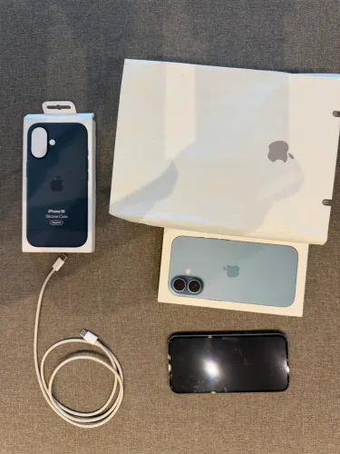 iPhone 16 512gb Teal