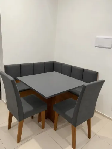 Conjunto canto alemão com mesa