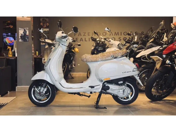 Piaggio Vespa classic vxl 150 2025