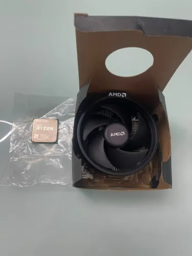 Processador Rysen 3 3200g + Cooler Original AMD