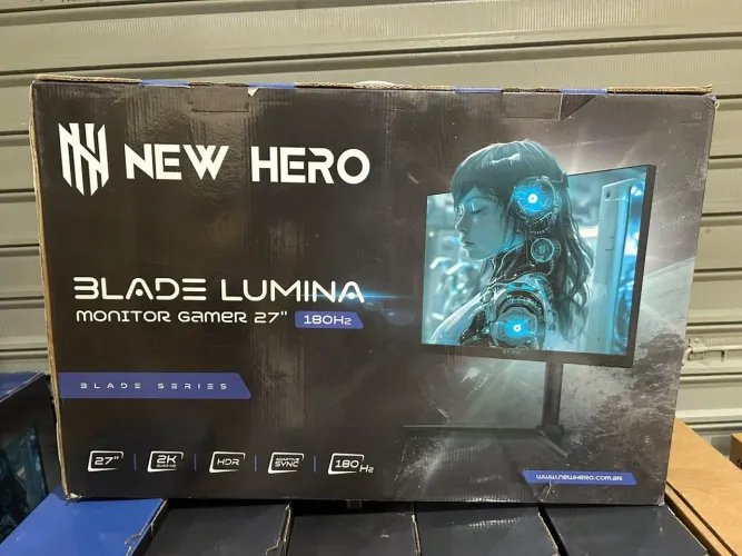 Monitor Gamer 180hz Blade Lumina