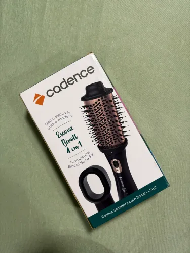 Escova Secadora 4 em 1 Bivolt