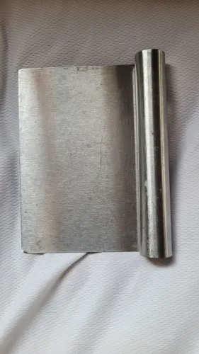 Espátula de inox para bolos e pães 