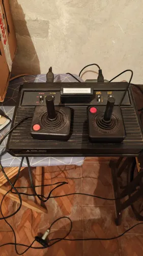 Atari 2600 + tv