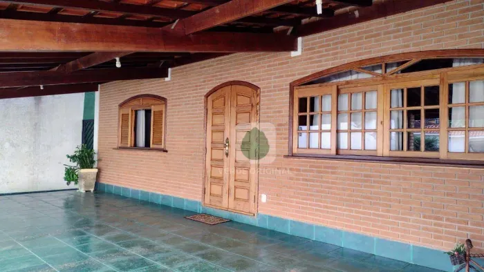 Casa com 5 dormitórios e piscina - VENDA E LOCAÇÃO , 160 m² por R$ 2.000.000 - Centro - Sã