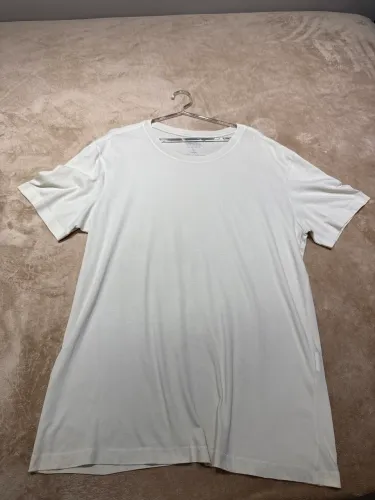 Camisa super soft osklen tamanho G off white