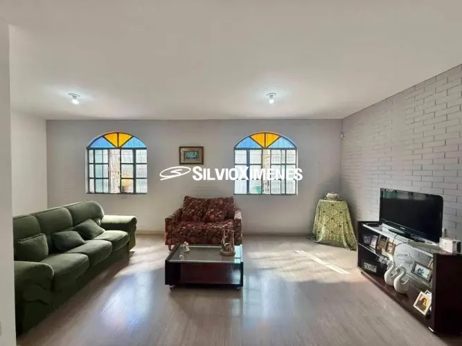 Casa com 4 quartos para Locação, Cidade Nova - Belo Horizonte