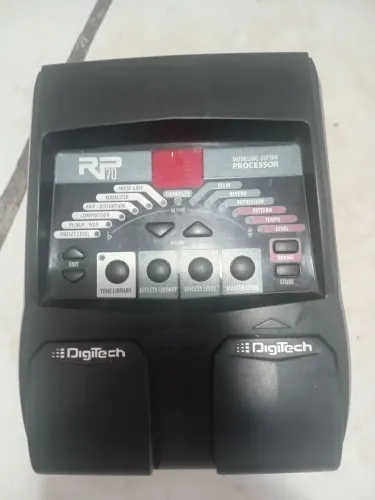 Pedaleira digitec RP70
