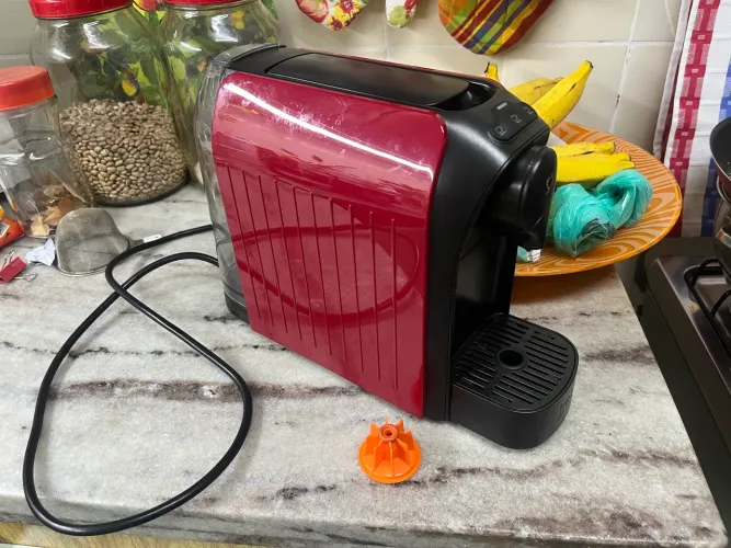 Cafeteira tres corações espresso passione vermelha