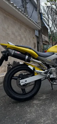 Escapamento para Hornet 