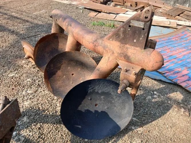 Arado 3 discos Massey Fergunson
