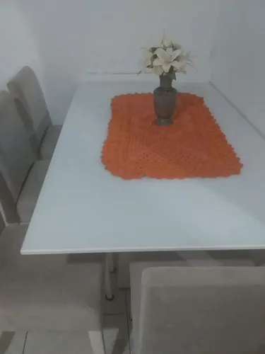 Mesa de Jantar Branca 4 Cadeiras - Estofada - Pouco Uso