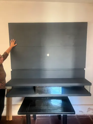 Rack cinza lindo e armário 600 reais.
