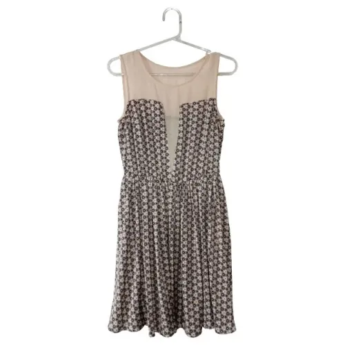Vestido social beige Befree