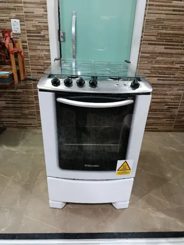 Fogão 4 bocas Electrolux 