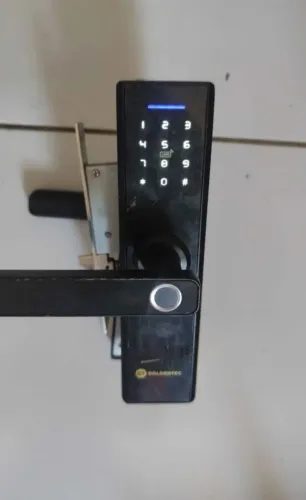 Fechadura Digital Goldentec GT Smart (modelo 58989)