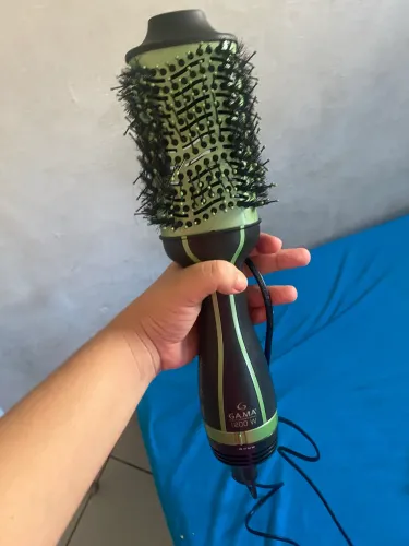 Escova secadora