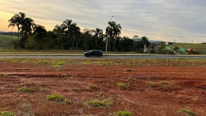 VENDA - Lindo Lote no Condomínio Paradise Gardens | 247,92 m²