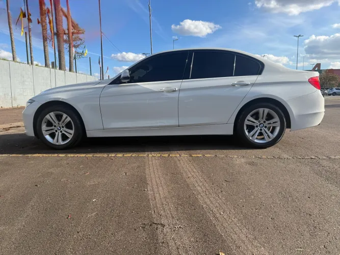 BMW 320I A Modern/sport TB 2.0/a.flex 16V 4P 2014