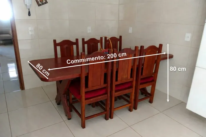 Mesa madeira maciça com 6 cadeiras