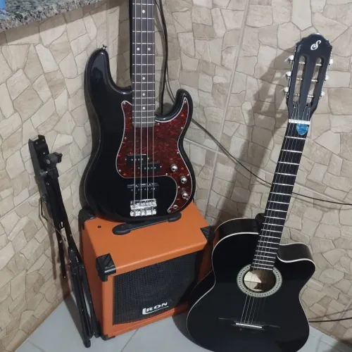 Vendo instrumentos seminovos 
