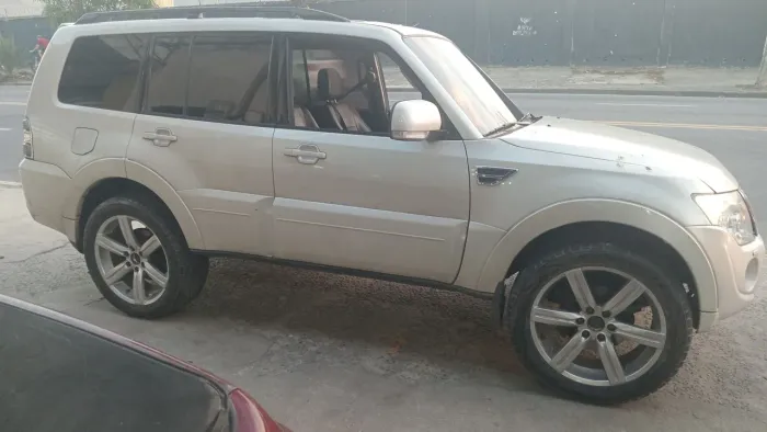 Mitsubishi Pajero HPE Full 3.8 V6 250cv 5P Aut. 2014